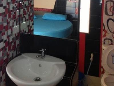 Nora Guesthouse Чумфон Екстериор снимка